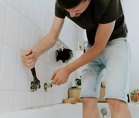 Affordable Bathtub Faucet Replacement in Burton: Choose Experienced Local Technicians