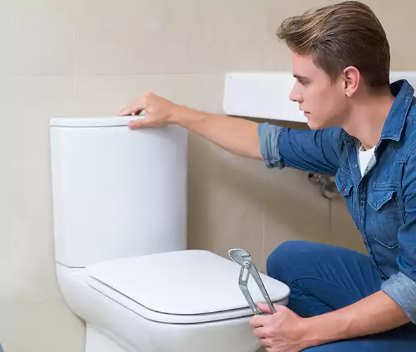 Expert Plumber for Toilet Replacement in Burton, MI: Schedule Affordable Toilet Replacement Services with Us